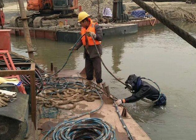 湖里潜水封堵打捞